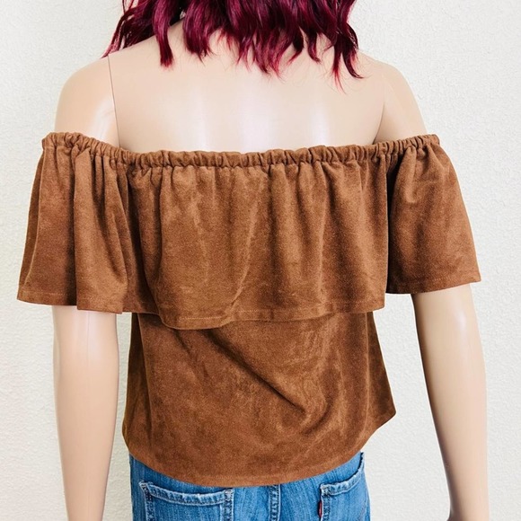 Cupcakes & Cashmere Womens Jennings Top in Butterscotch XSmall Brown Suede-Like - Picture 4 of 10